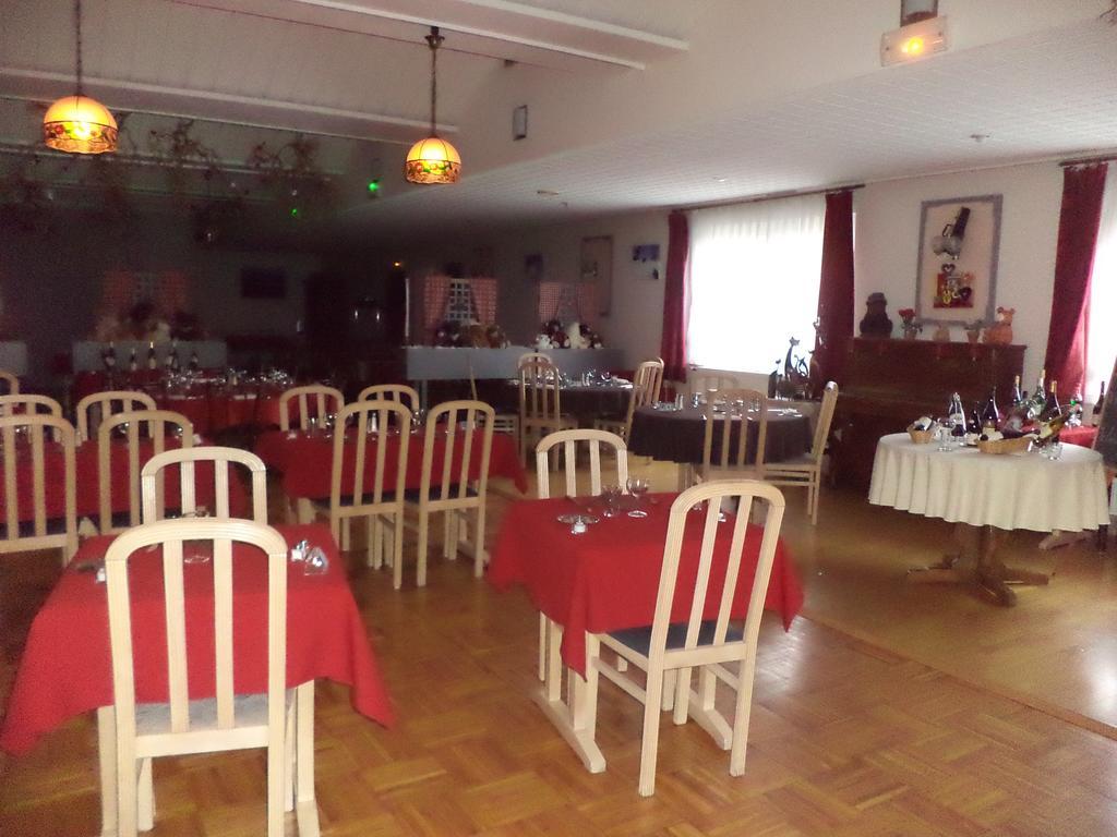 Au Logis Des Ours Belfort Nord Offemont Luaran gambar