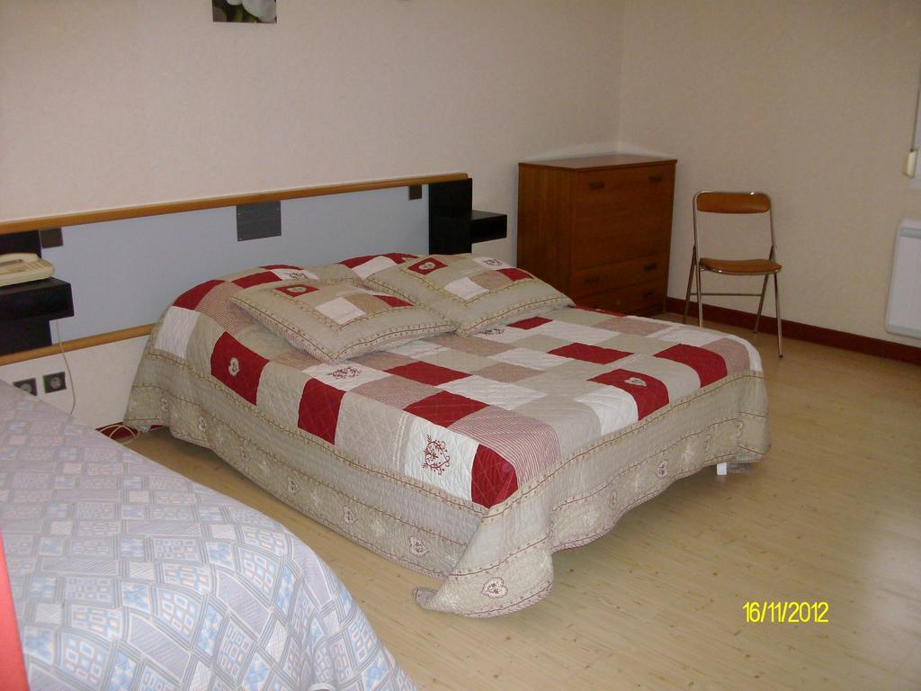 Au Logis Des Ours Belfort Nord Offemont Luaran gambar