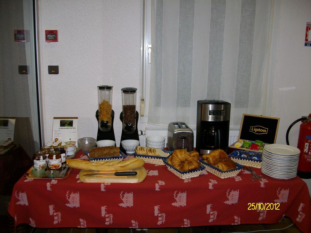 Au Logis Des Ours Belfort Nord Offemont Luaran gambar