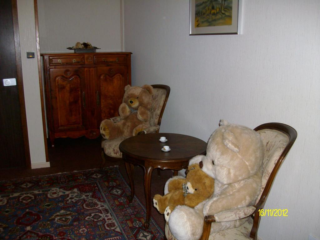 Au Logis Des Ours Belfort Nord Offemont Luaran gambar